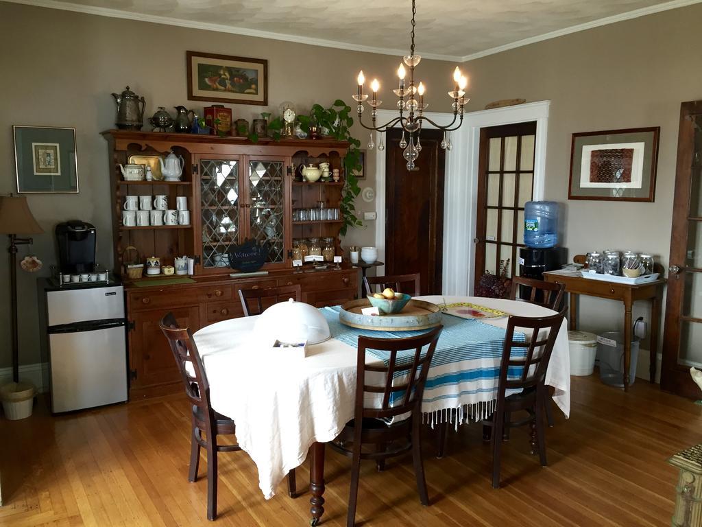 Harrington House Bed & Breakfast Уинтроп Екстериор снимка